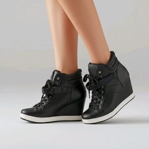 BONGO Black Wedge Ankle Booties